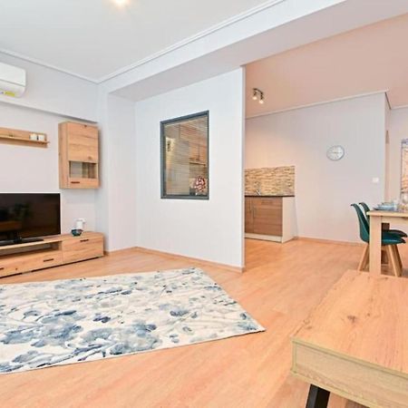 Cozy Apartment Located On Piraeus Port Area- ภายนอก รูปภาพ